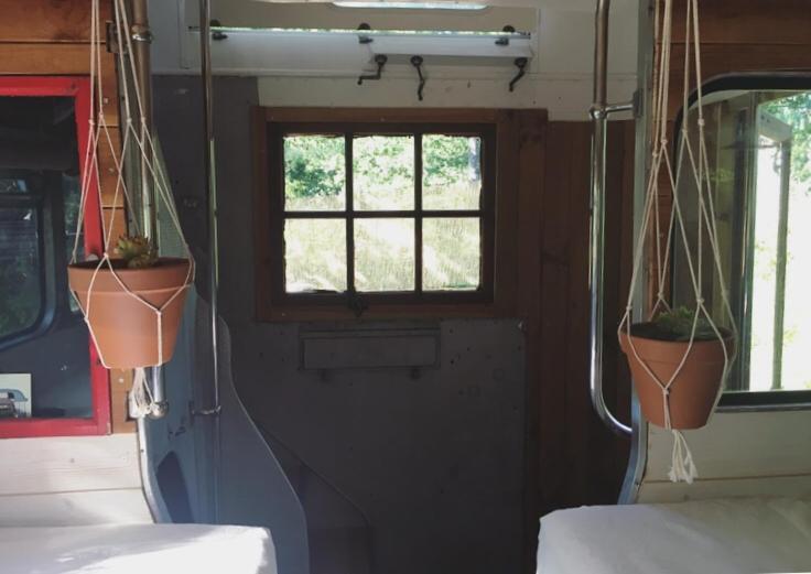 Cosmic English Bus 2 Floor Mimizan Ngoại thất bức ảnh