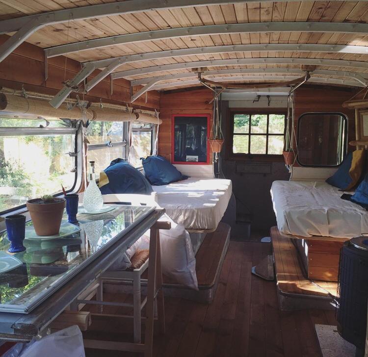 Cosmic English Bus 2 Floor Mimizan Ngoại thất bức ảnh