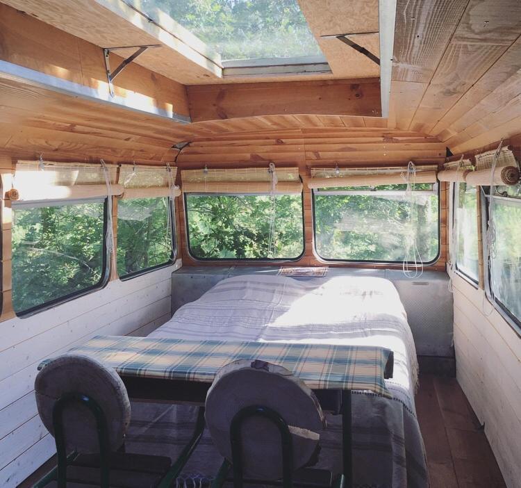 Cosmic English Bus 2 Floor Mimizan Ngoại thất bức ảnh